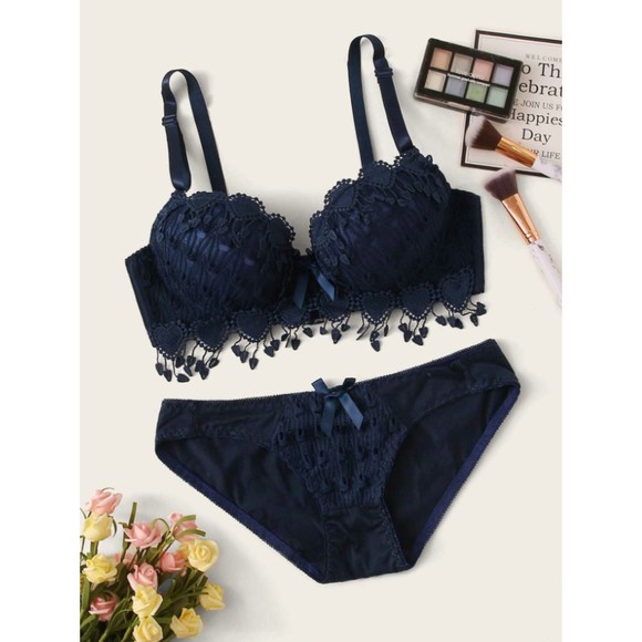 Size 10 Large Navy Blue Crochet Trim Underwire Lingerie Set - Picture 4 of 5
